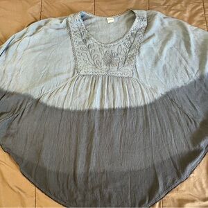 Gray and White Asymmetrical Tunic with Bib Collar